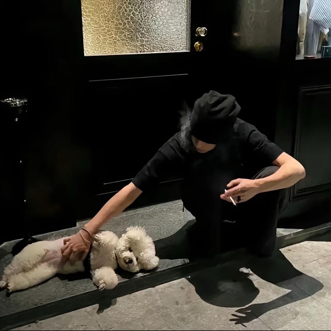 .
