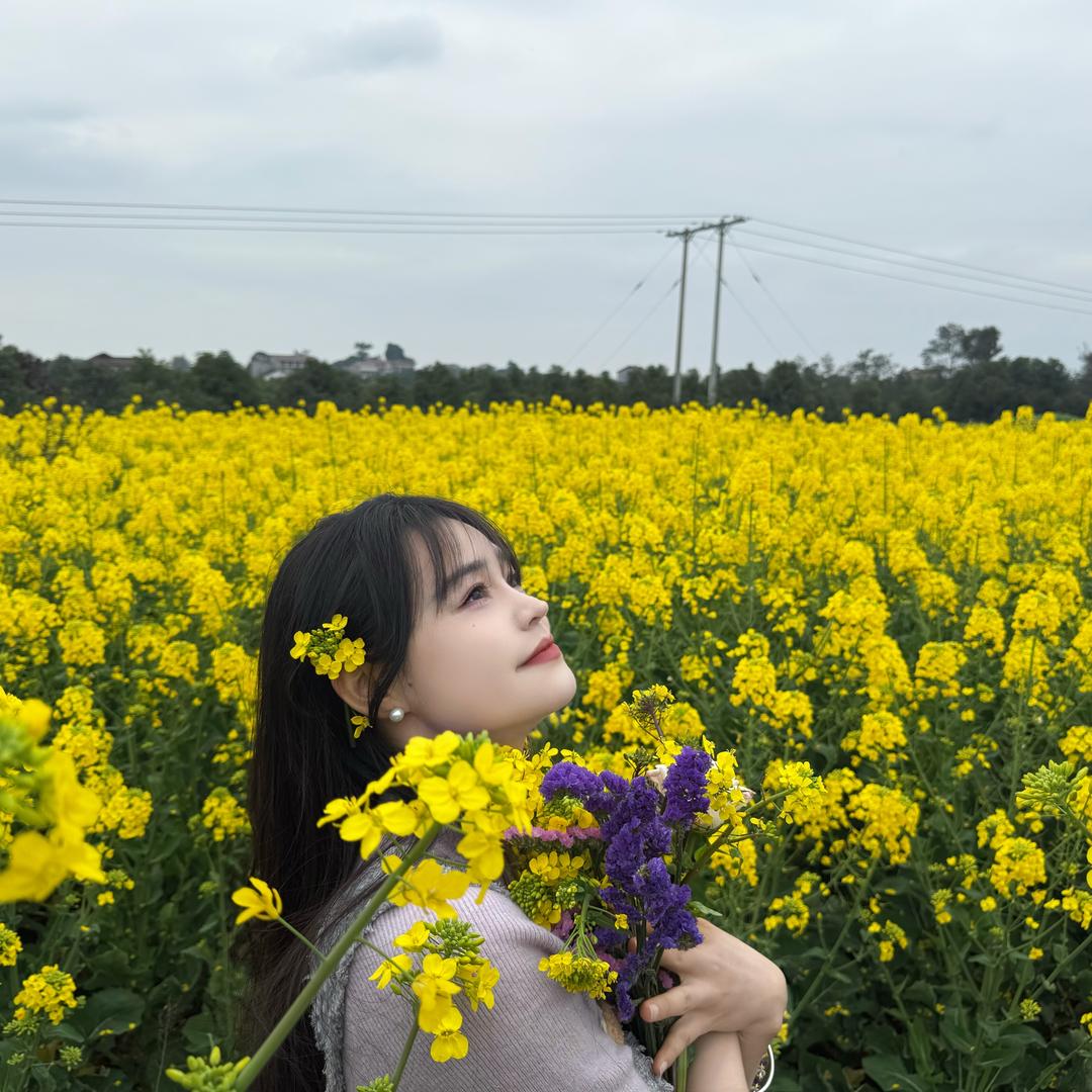 朵小七