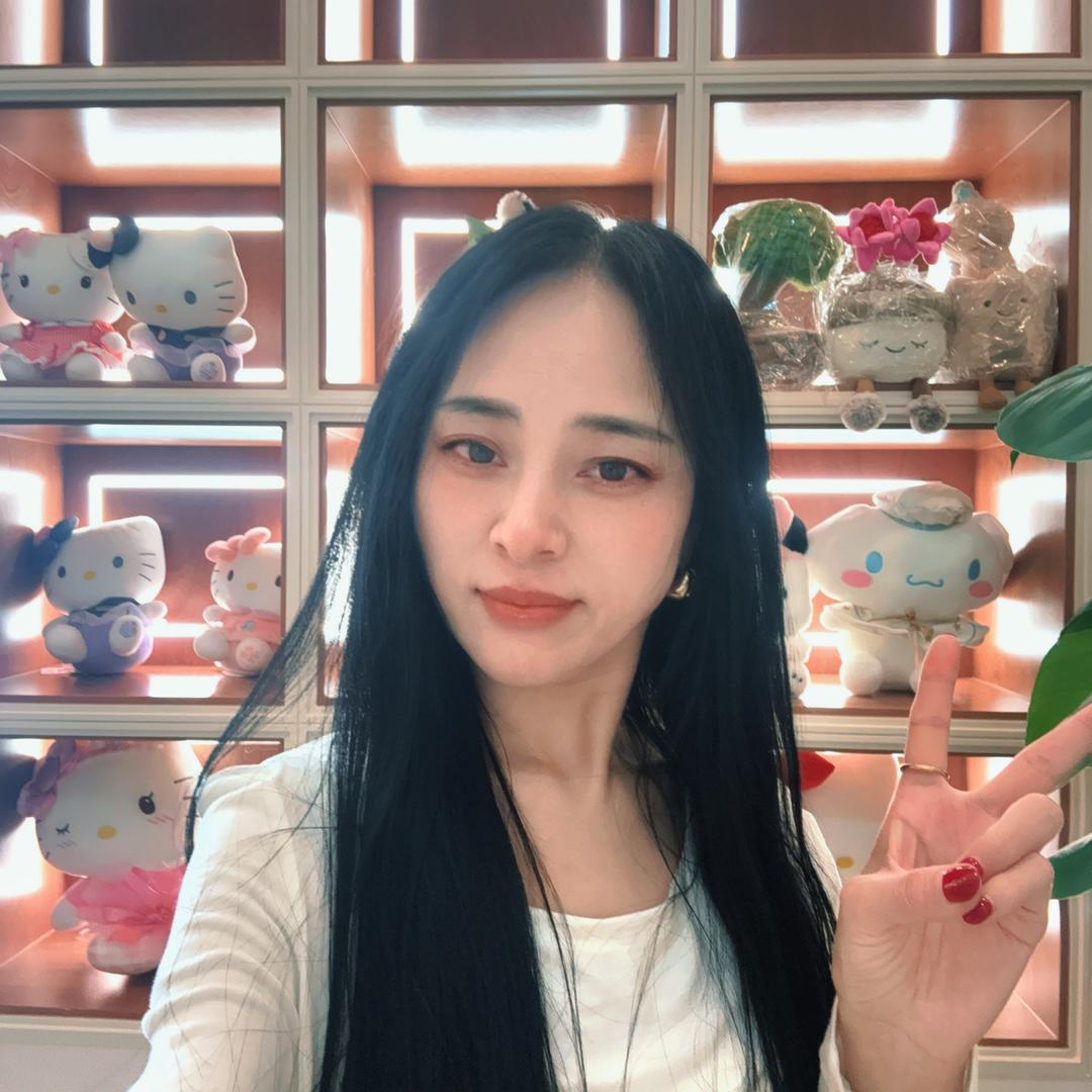 露雅~