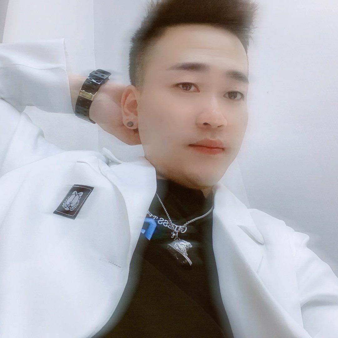 九度空间托尼阿杰__英达路店