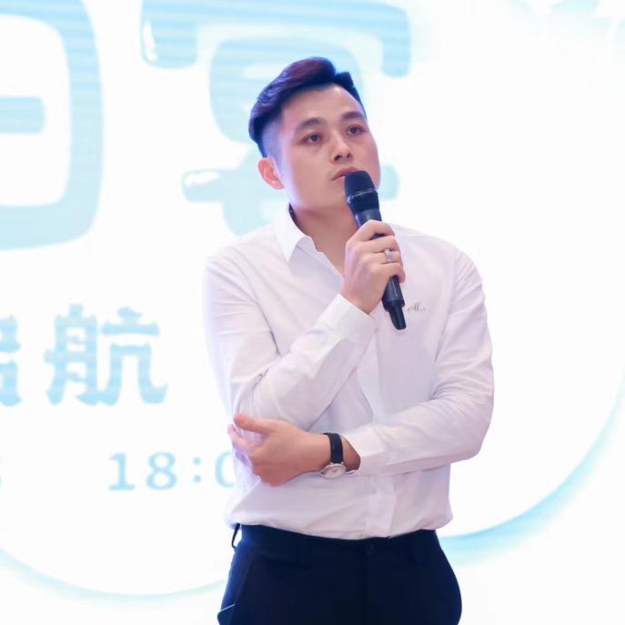 千滋百味餐饮杨涛
