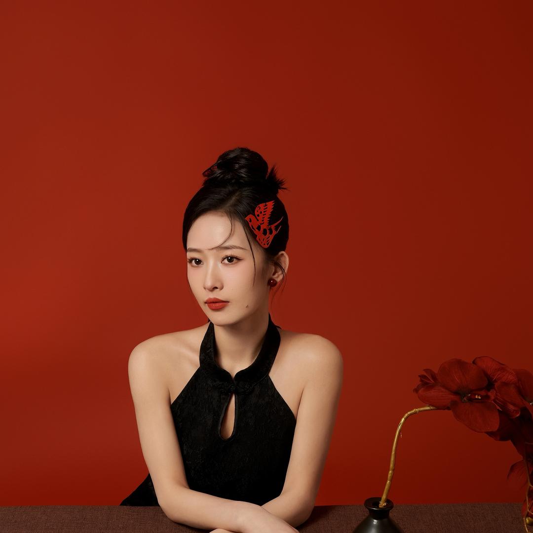 拓步轨迹潮鞋馆