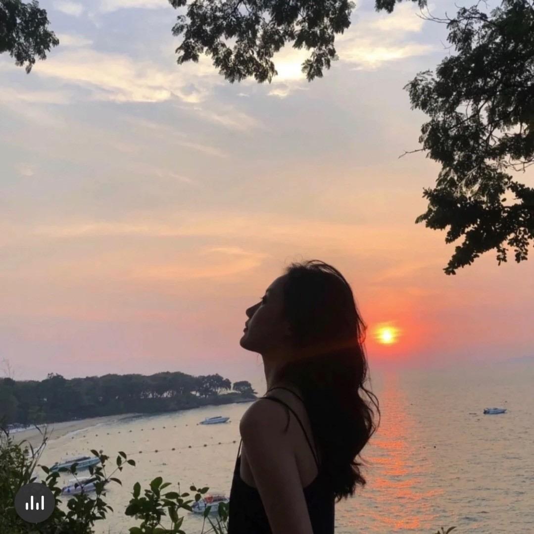 ◡̈ ᥫᩣ 静 💍