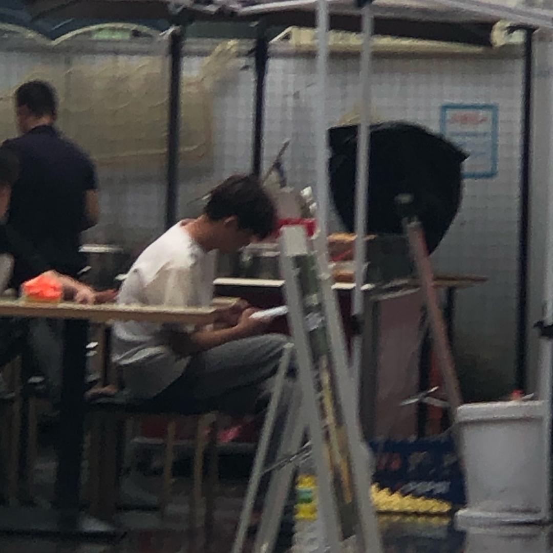 谁会背草原