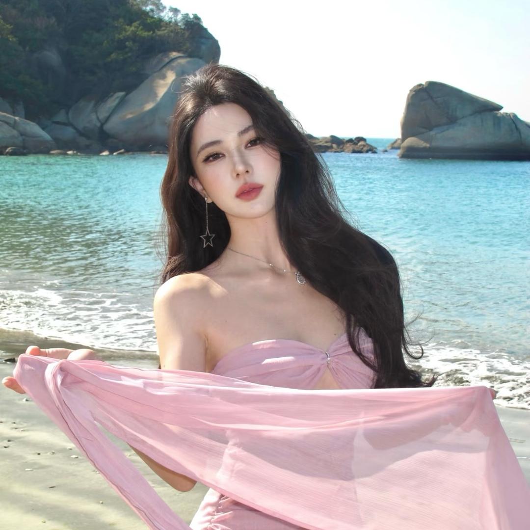 饱饱学姐🍑🍑