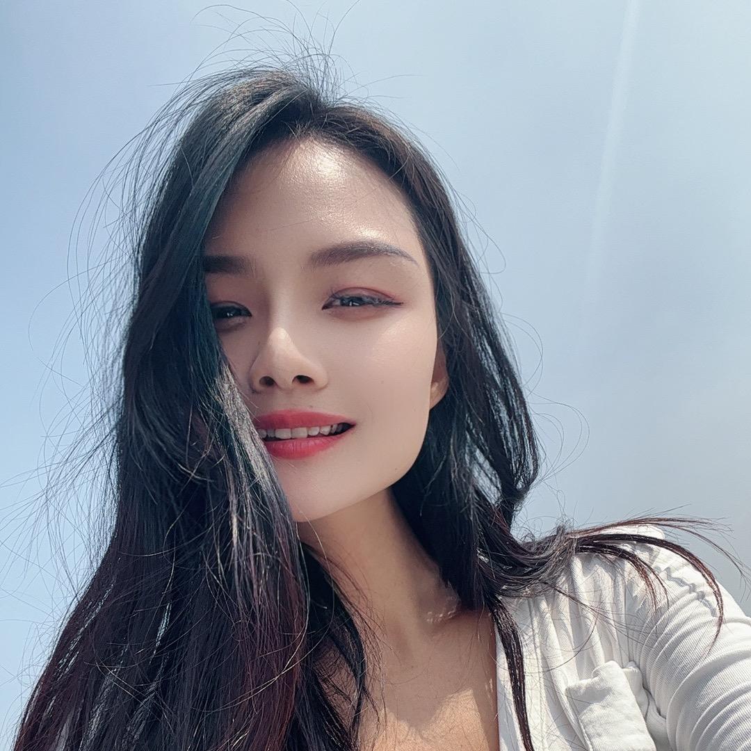 果妹🍎¹¹⁰⁷中午12点45分开播