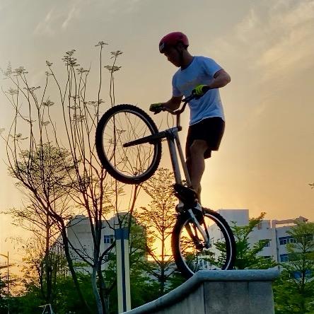 陈华伦