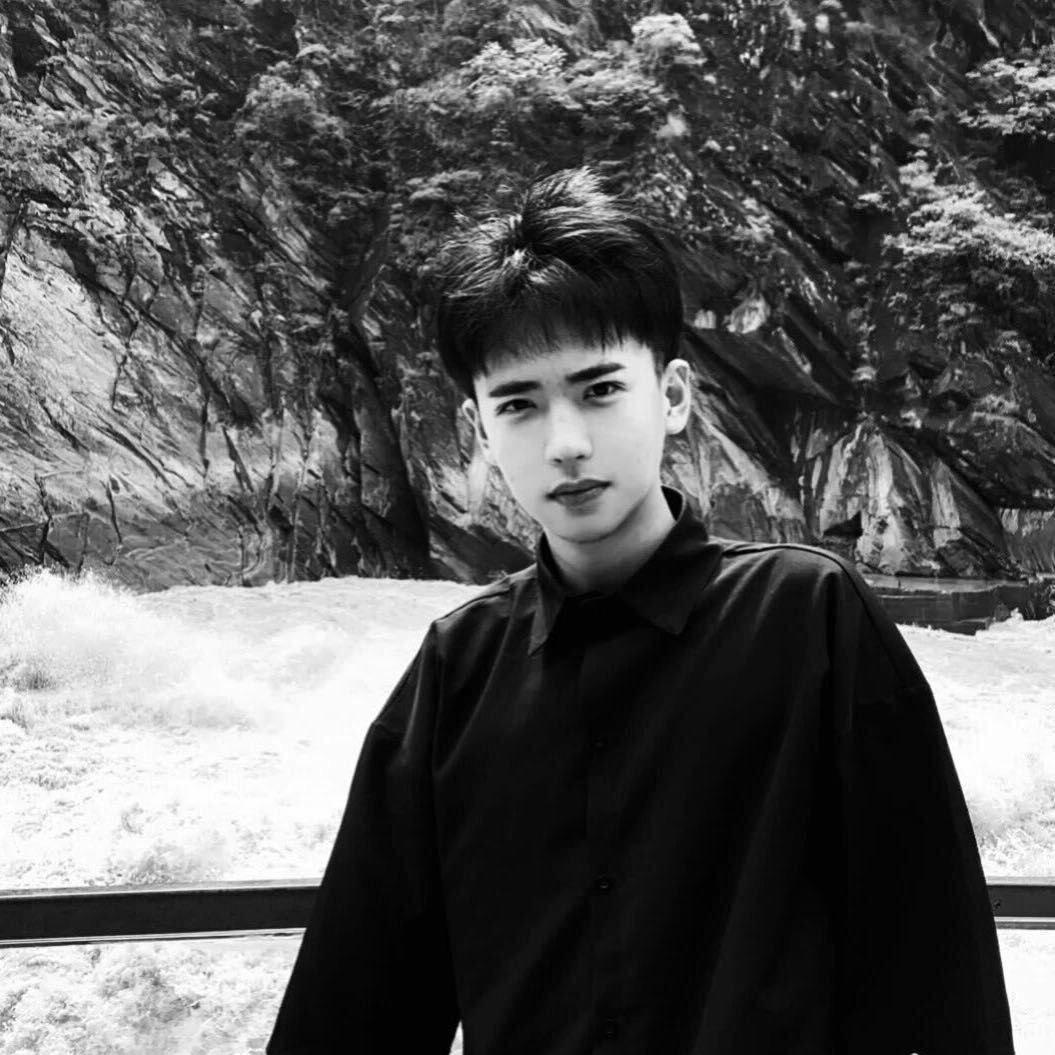 导师田斌