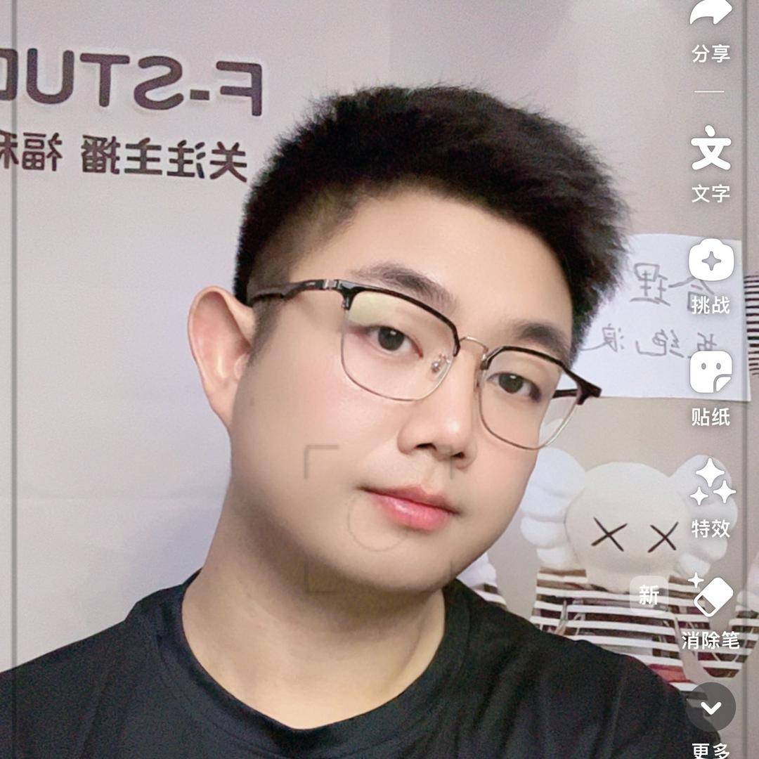 进口海鲜批发，小何何