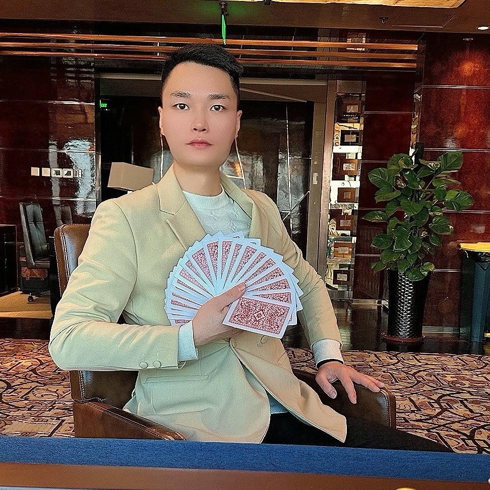 圣手牌王  红杰