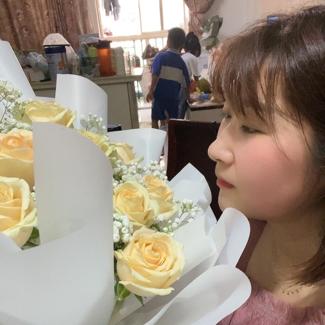 ᰔᩚ何妹儿
