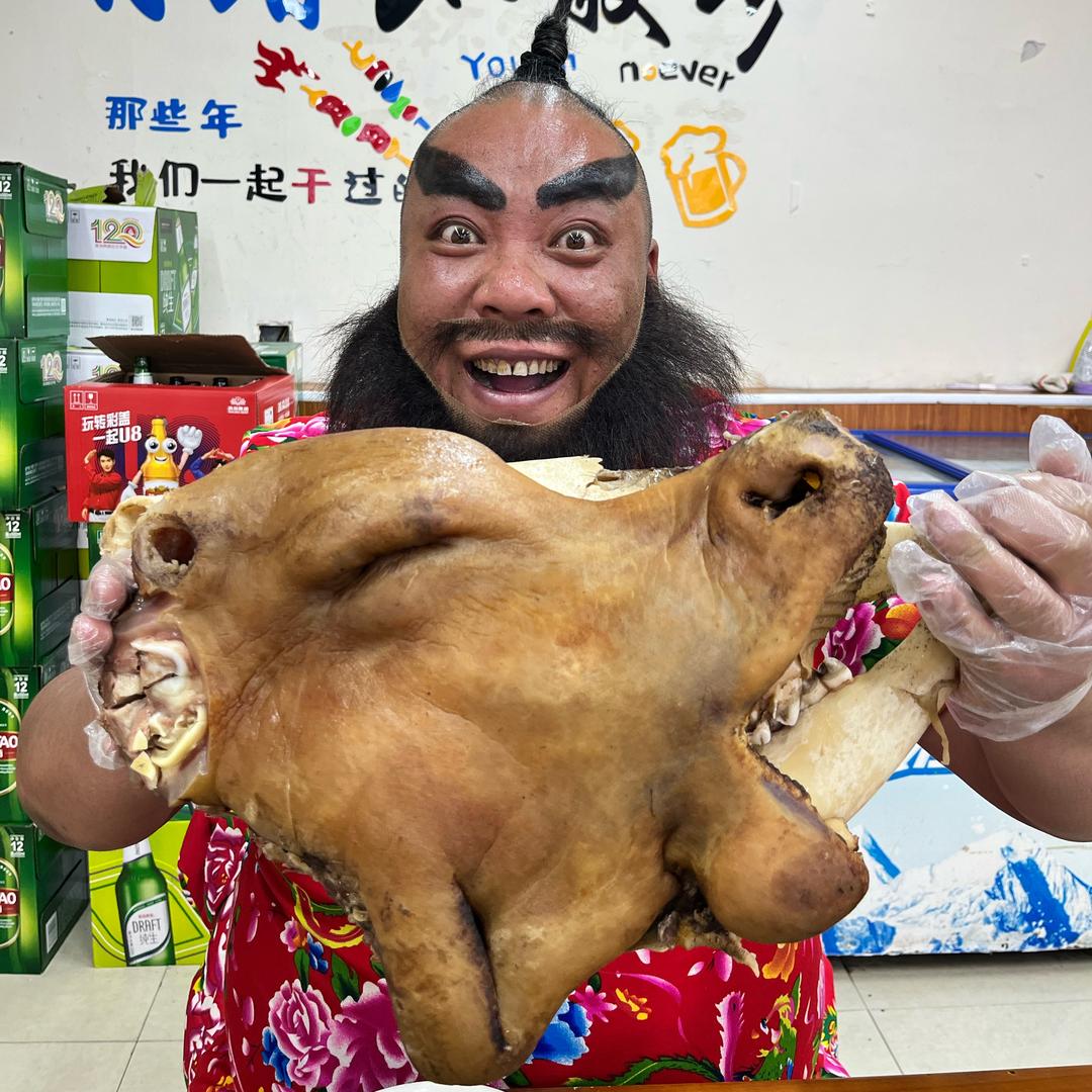 铁牛爱觅食