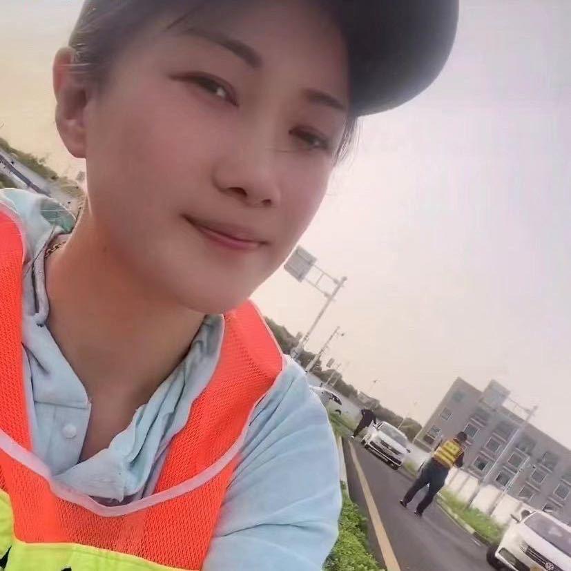 本地驾校_女教练