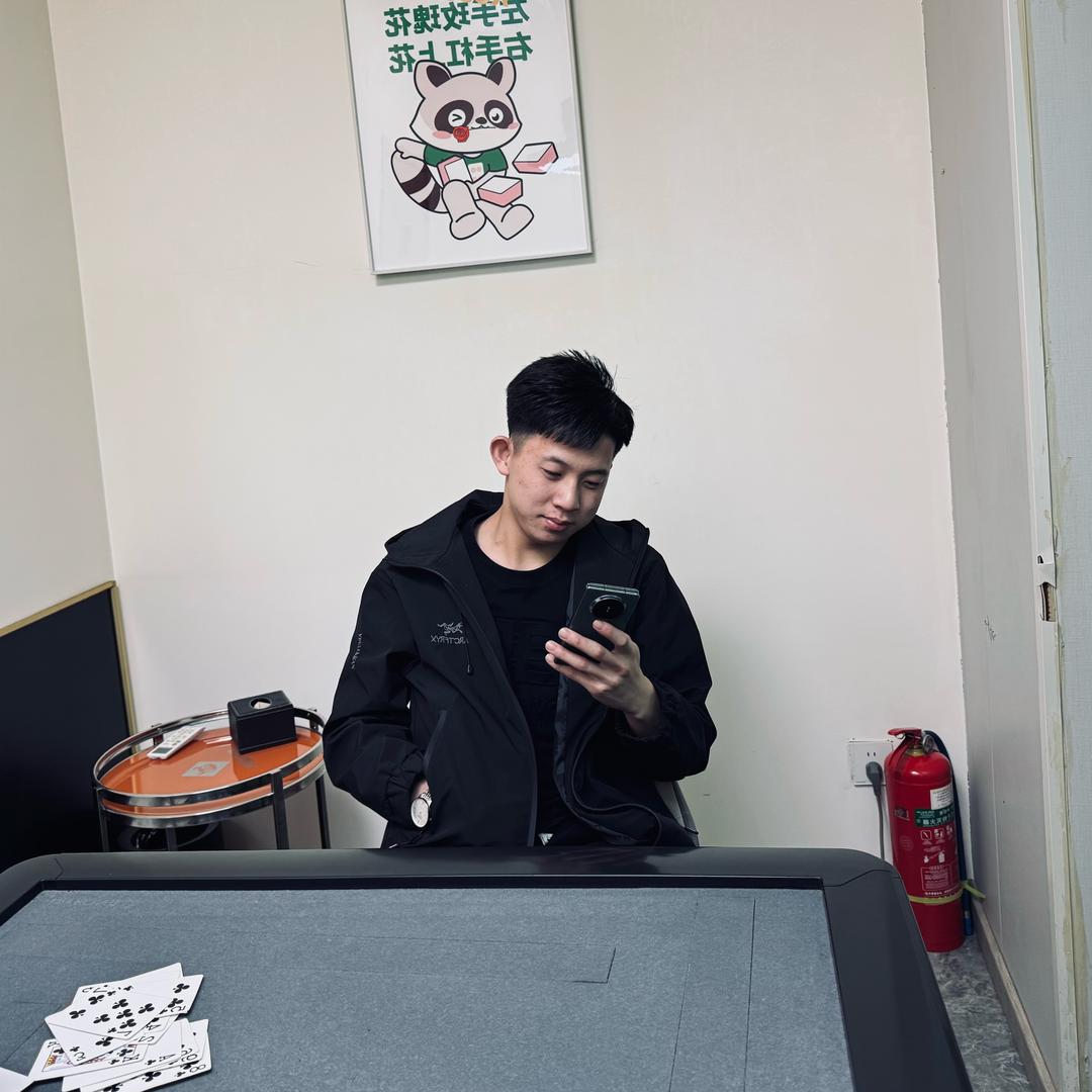 把头压低给我索-