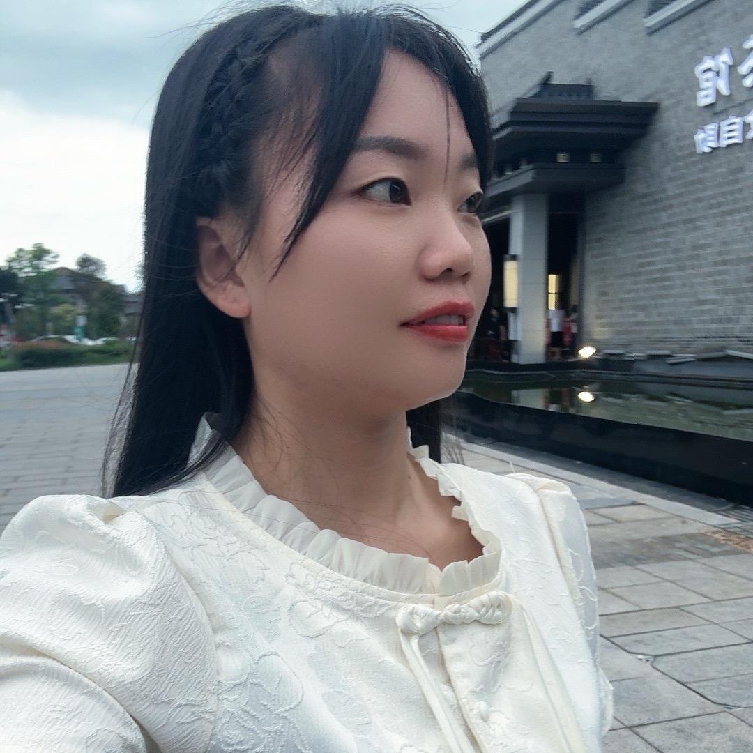 95后的挖机妹