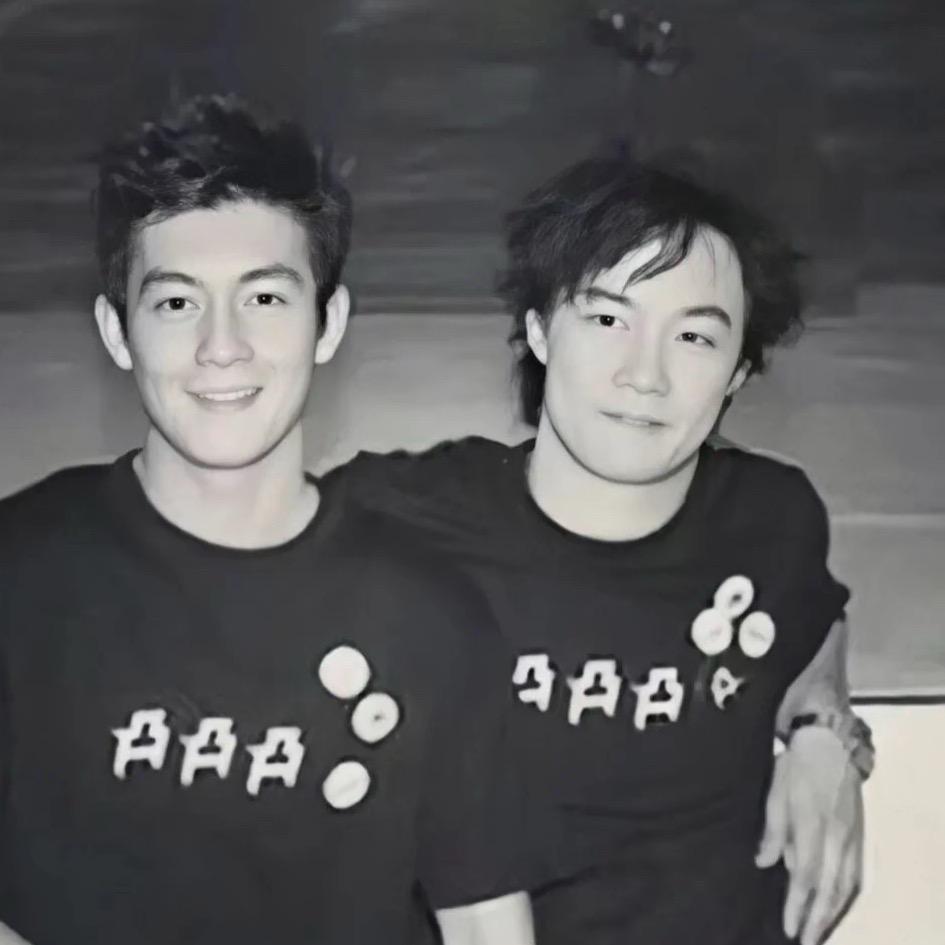 Aaaaaa环卫工人监工队陈队长