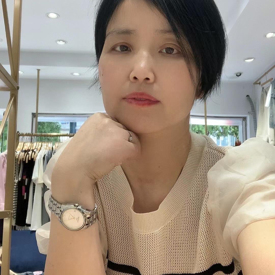 常州大学城爱拍真女人服装店