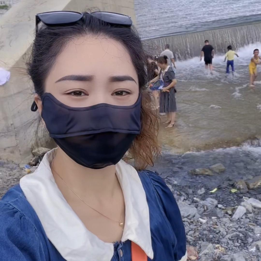 欣一