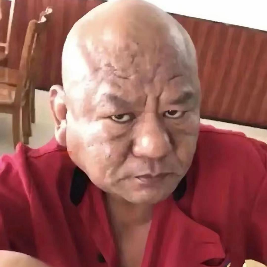 胆小怕事脾气好