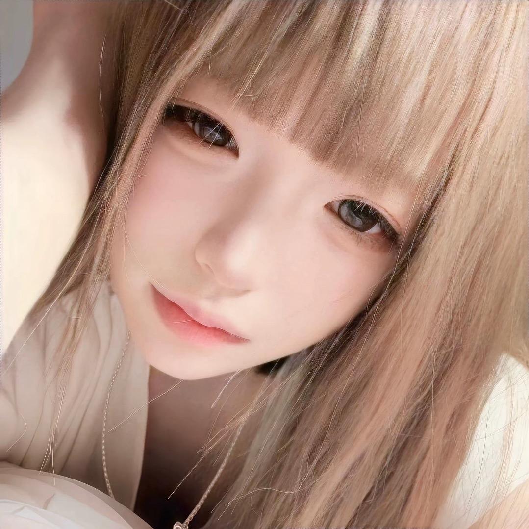 小呆^