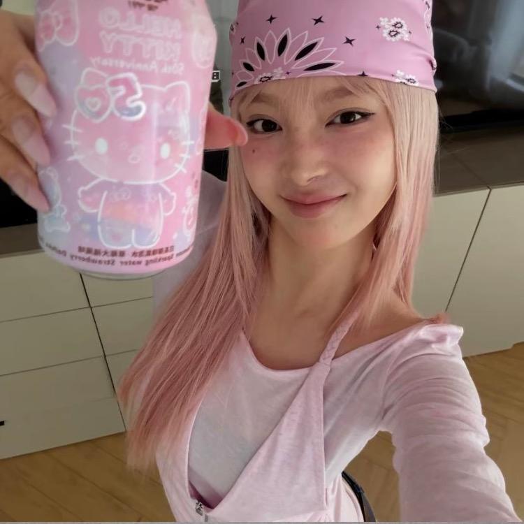 氼·