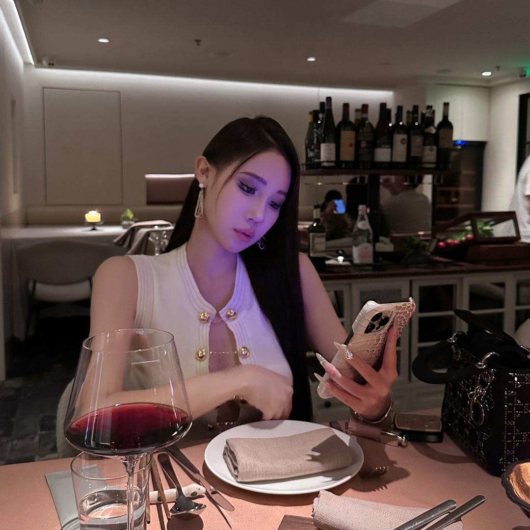 小心眼子。