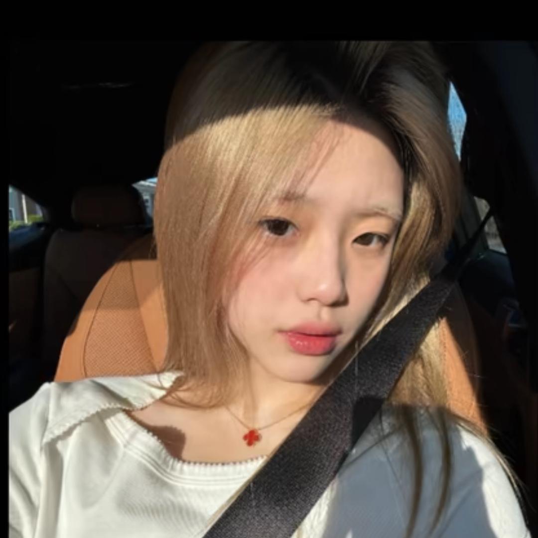 晚睡的妮