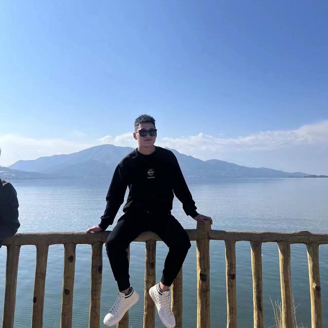 超哥ᅟᅠ        ‍