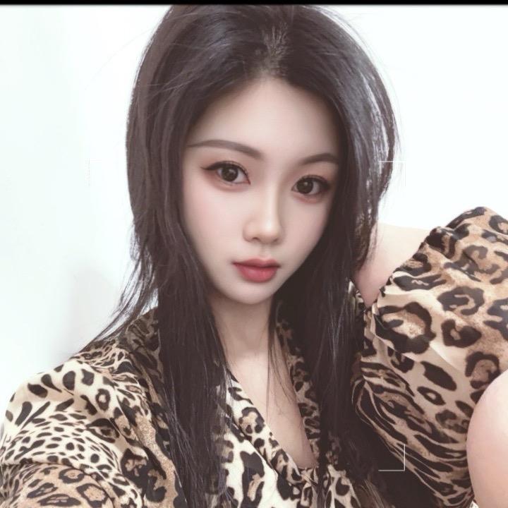 小霞妹。