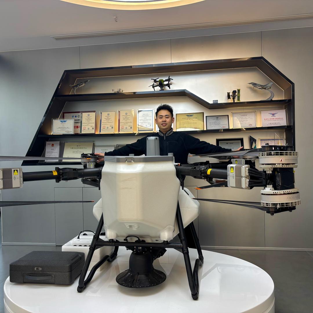 昂鸽无人机-王校