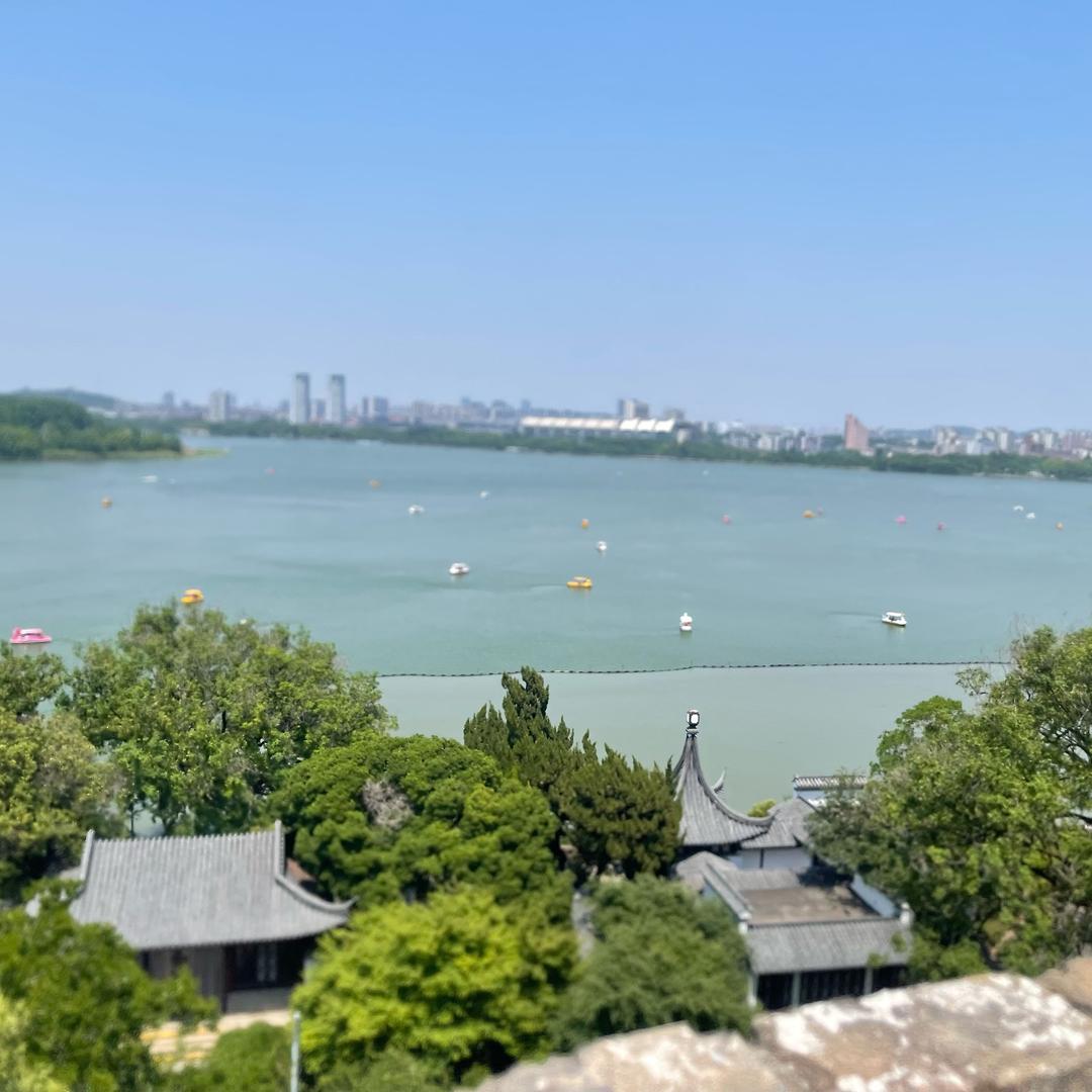 求人如吞三尺剑