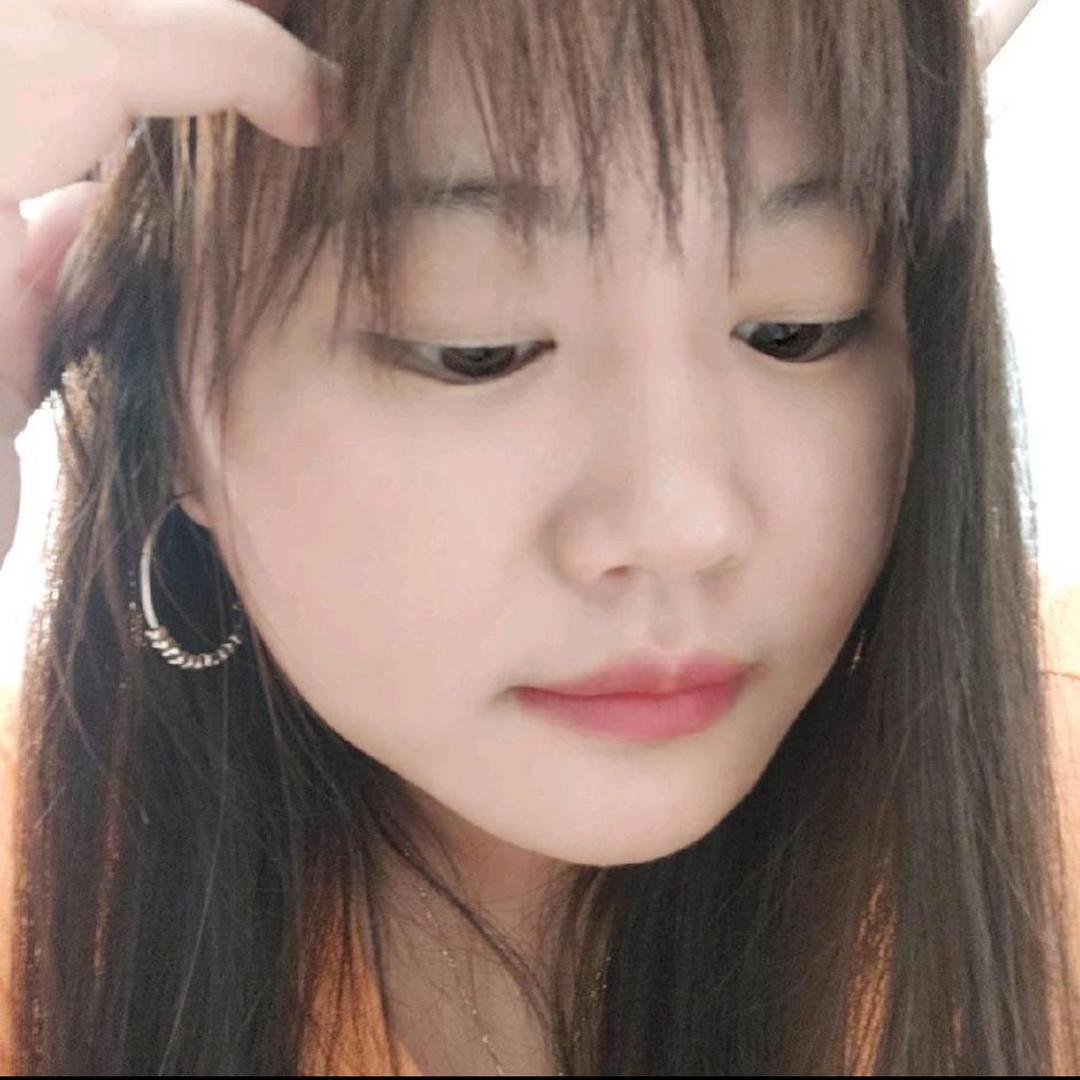 💋🥰贵州爱笑9月24生日🎂