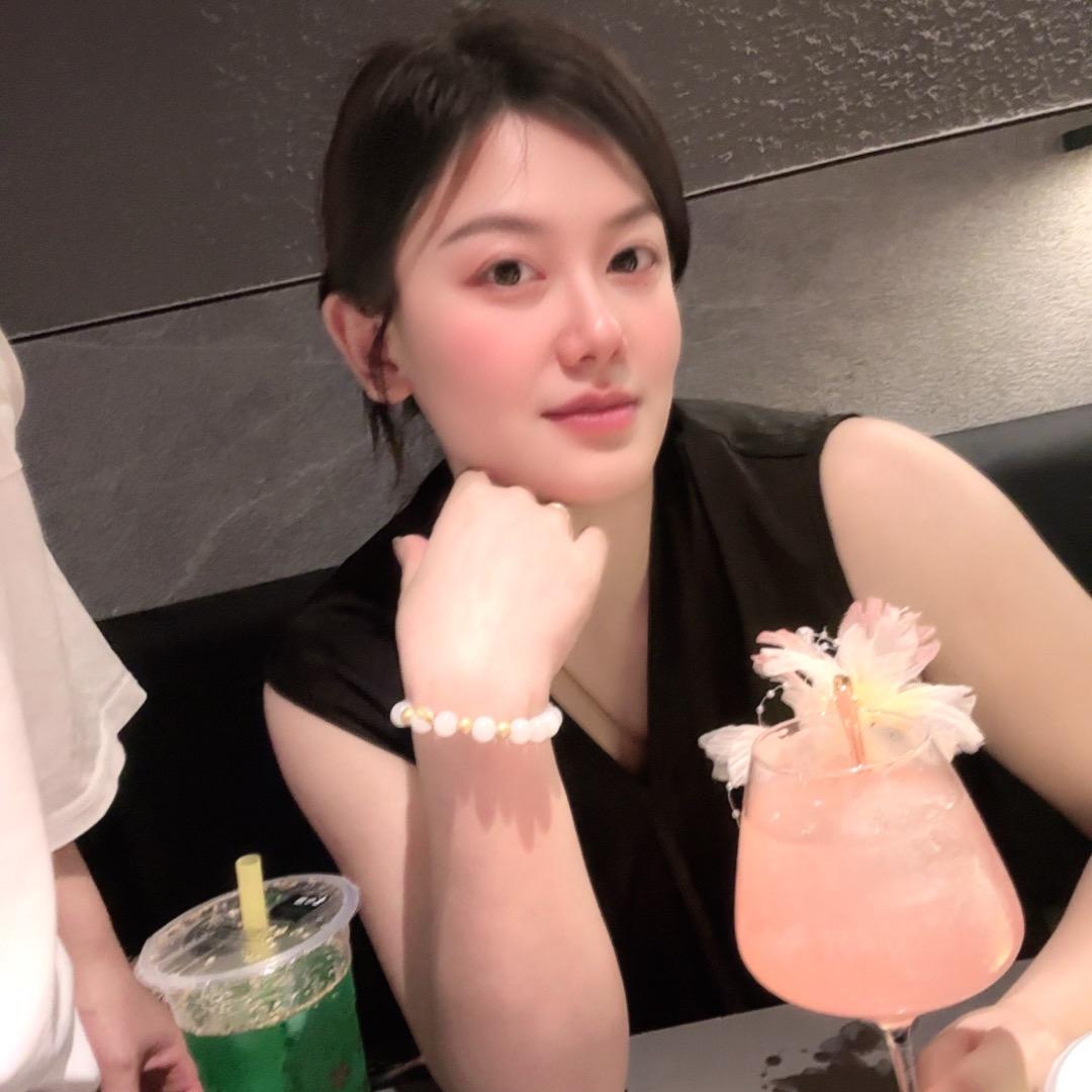 镇平·开舞房的沛姐