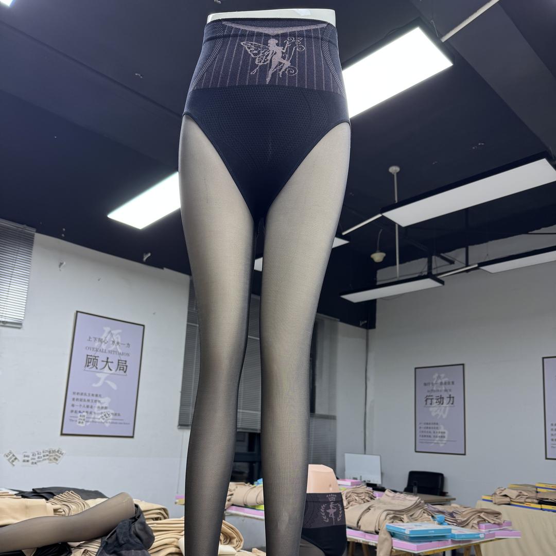 兰兰的服饰小店