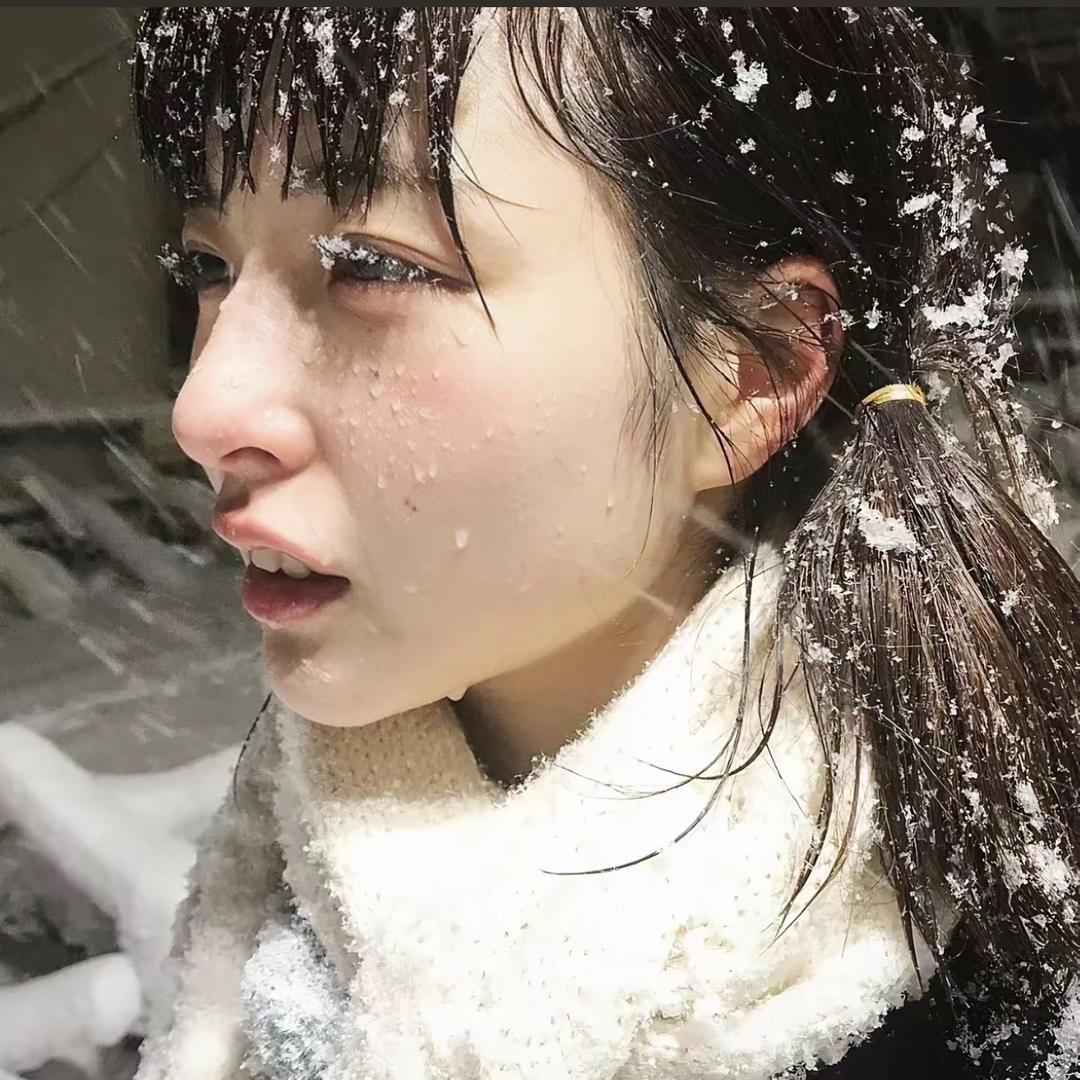 王钢.