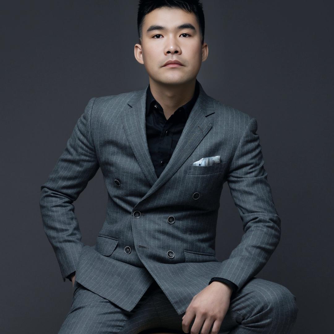 摇摆哥（婚车车队）