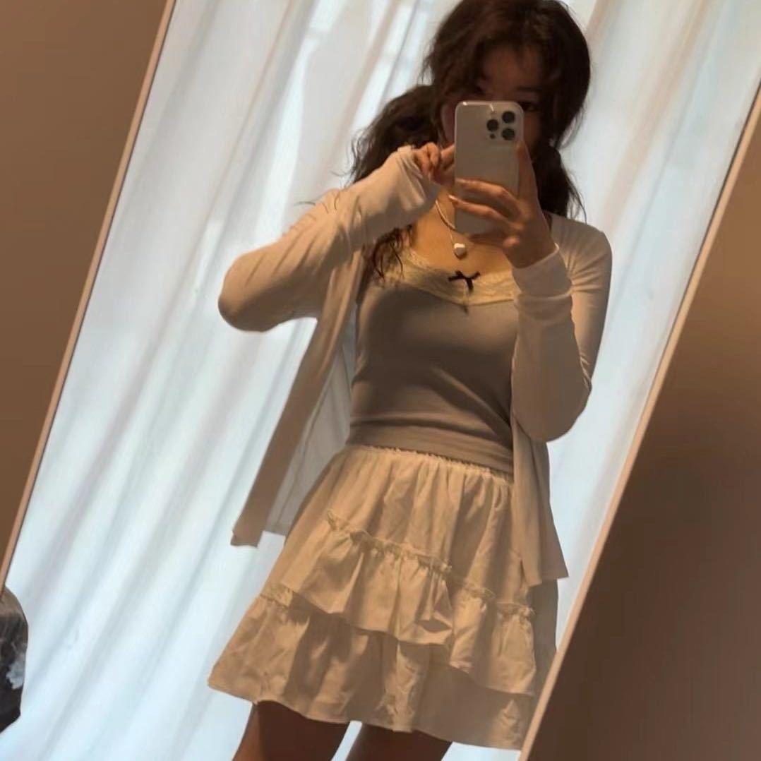 小芳和小陶