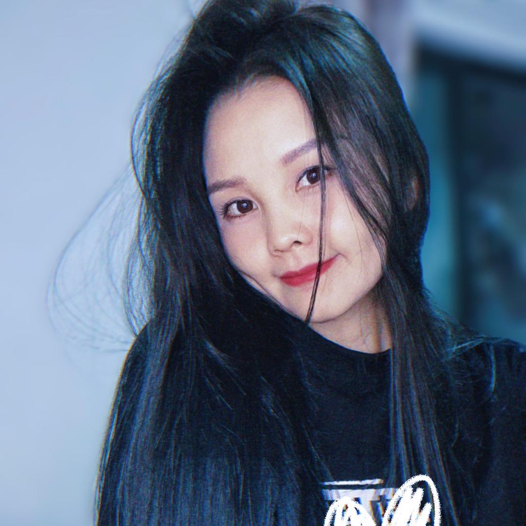是卷卷的卷🐰