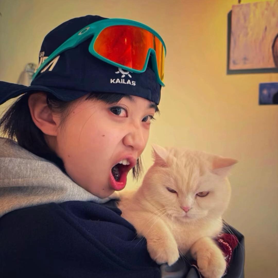 有¹点小糕冷⁰