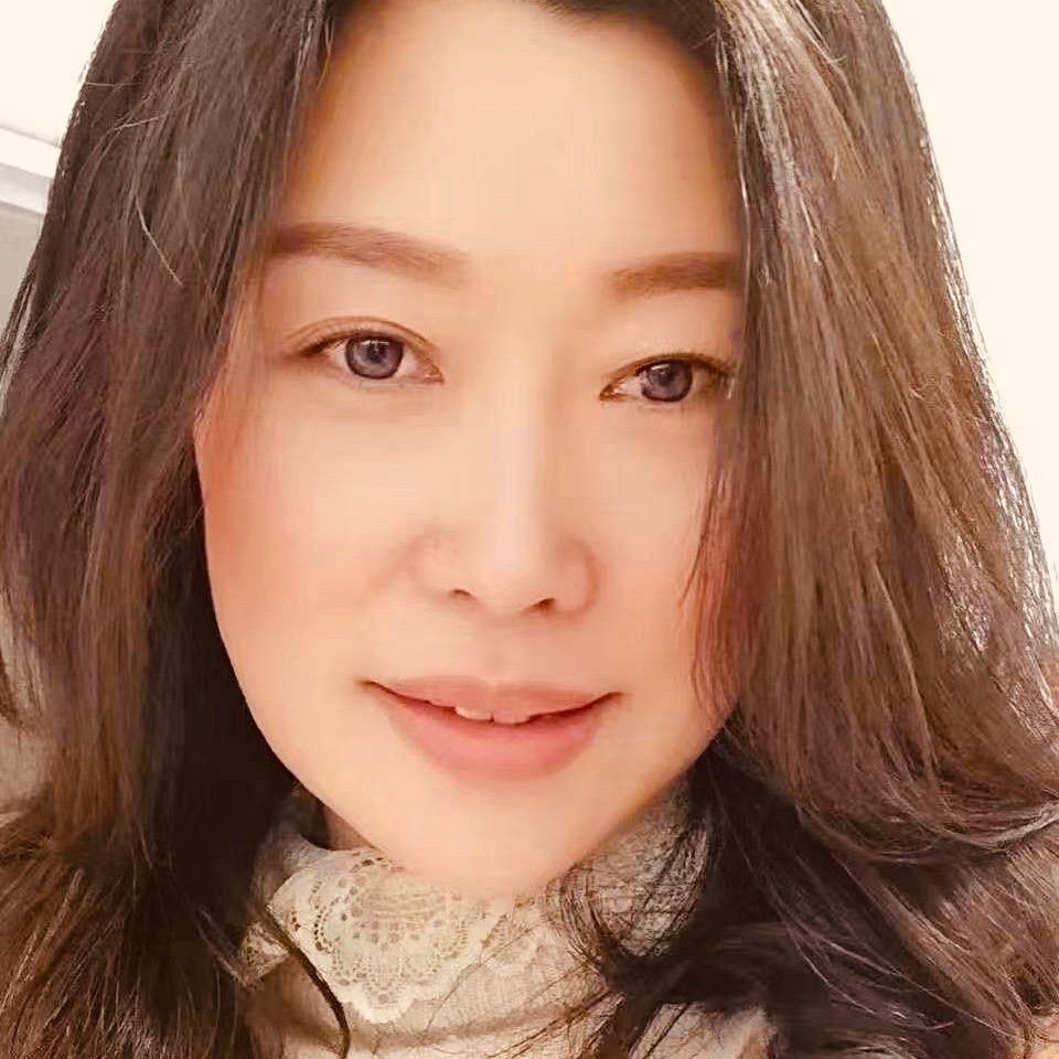 阜阳市颍州区红红家服装店