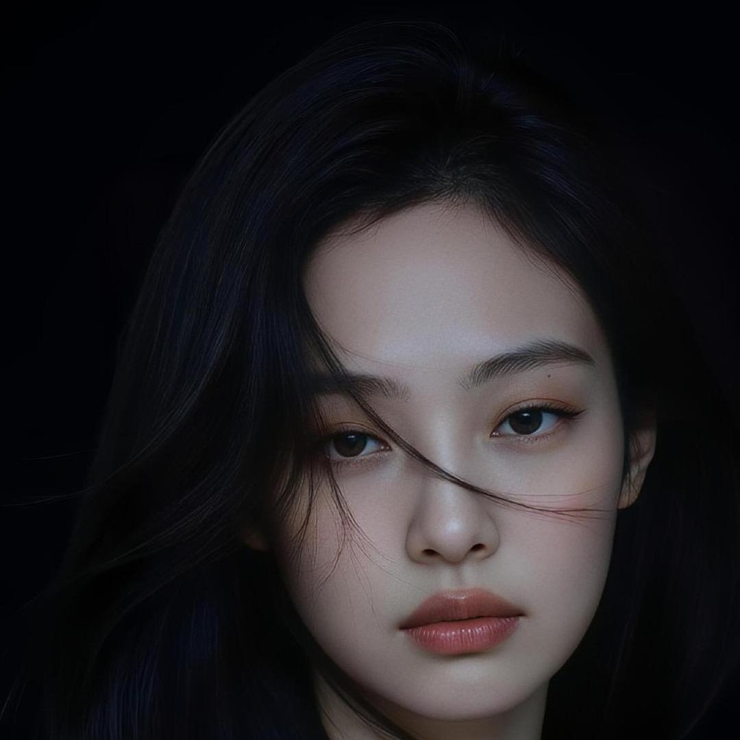 Chloe.