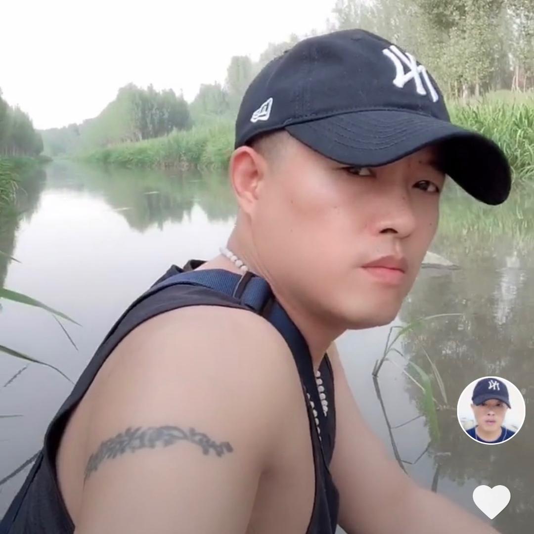 李刚