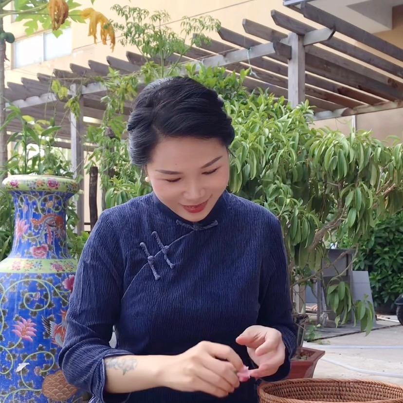 包饺子的杨阿姨