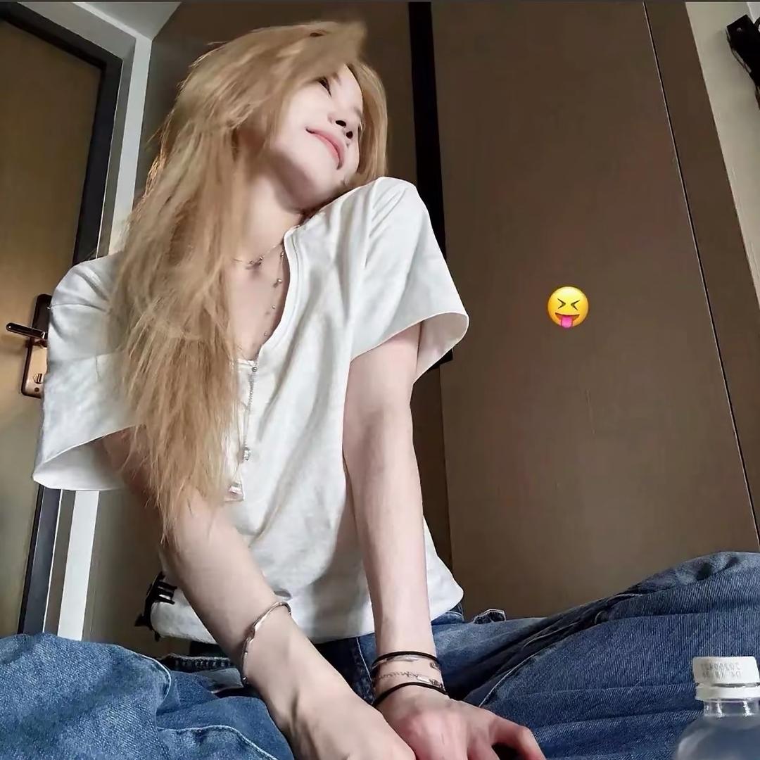 妍妍～