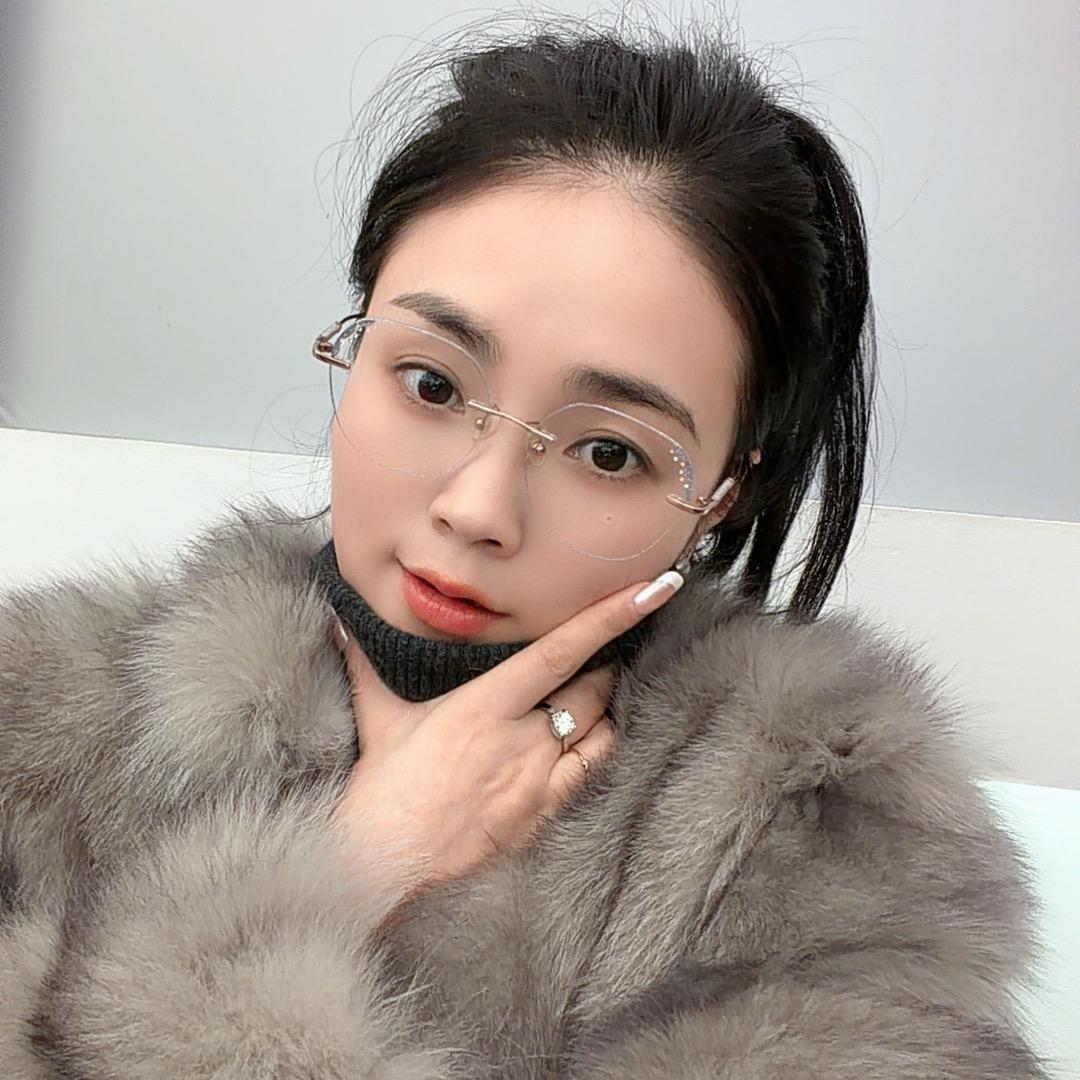 任性女装主理人🍀🍀🍀