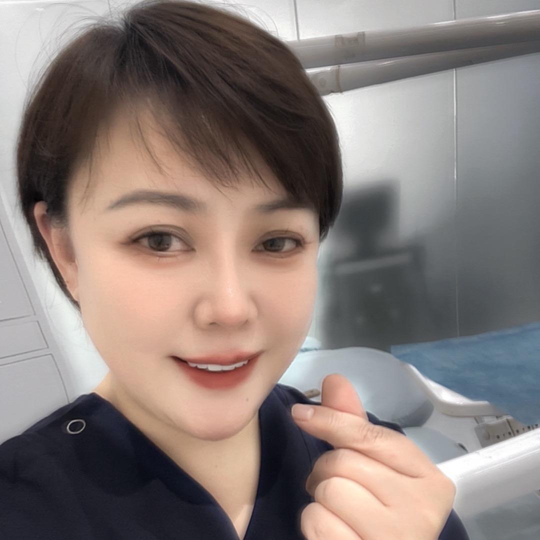 灰色冬姐