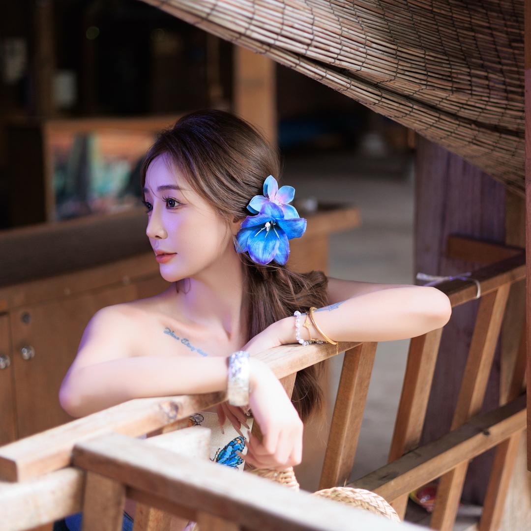 黑婷.