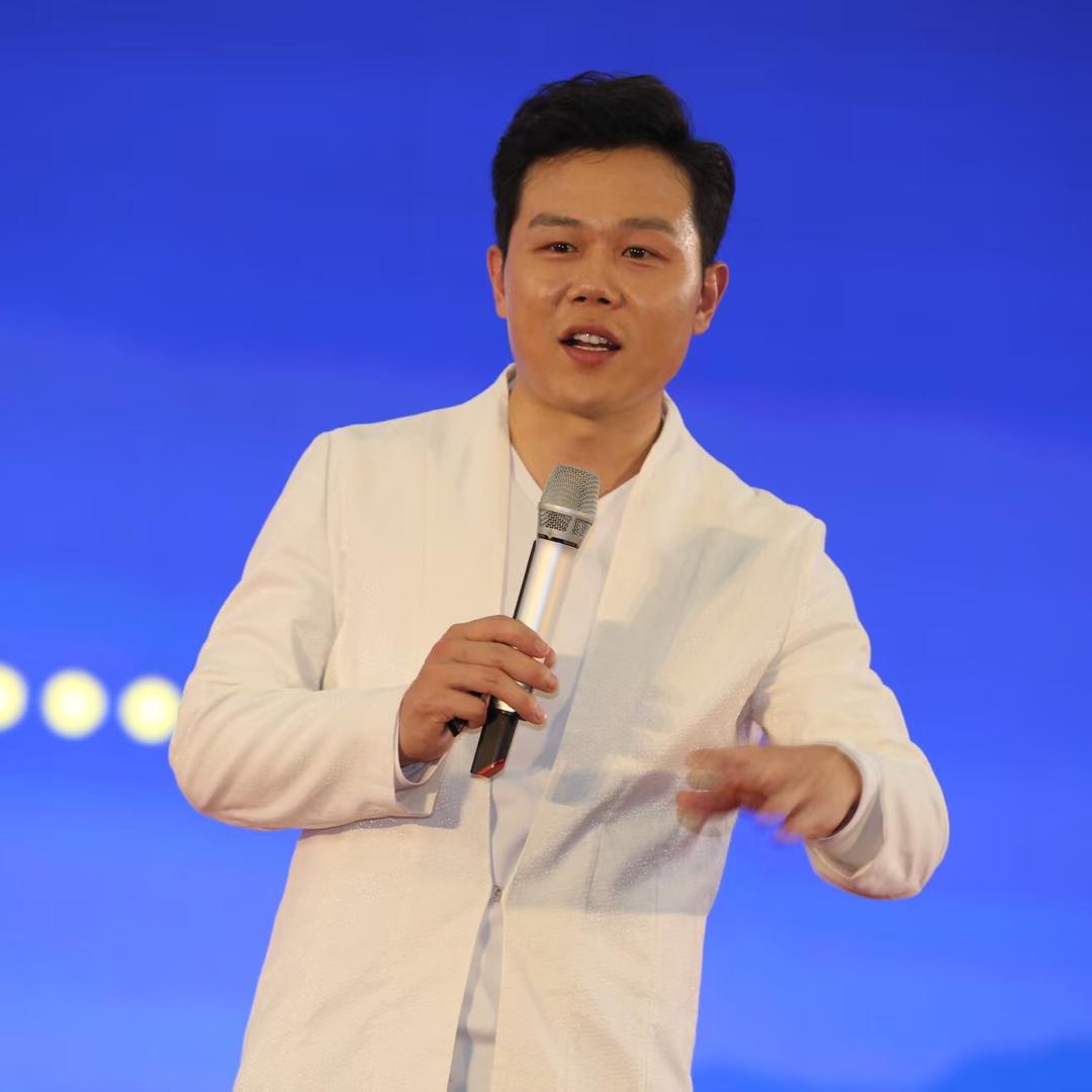 王琨家庭教育