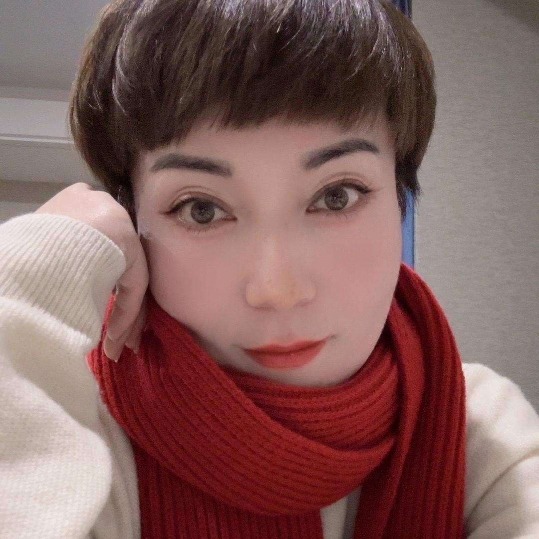 英子实体女装