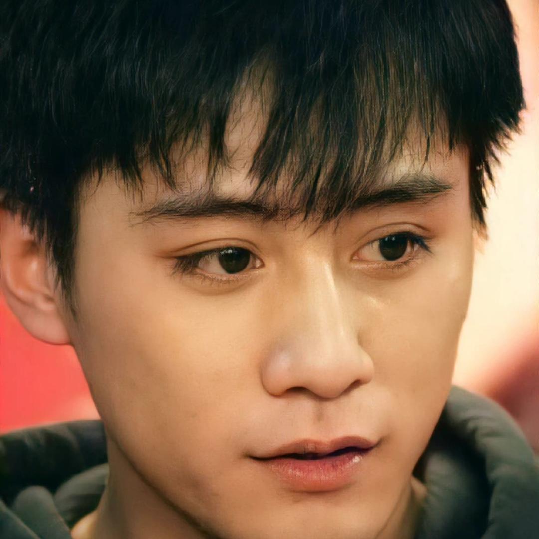 投篮不太准的10号